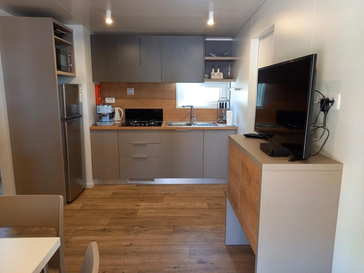 Mobile Home Agava 2 บีโอกราดนาโมรู ภายนอก รูปภาพ