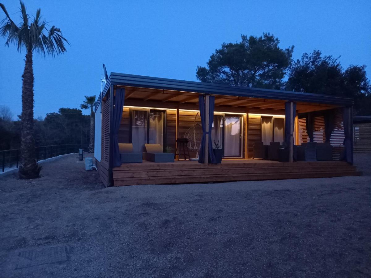 Mobile Home Agava 2 บีโอกราดนาโมรู ภายนอก รูปภาพ