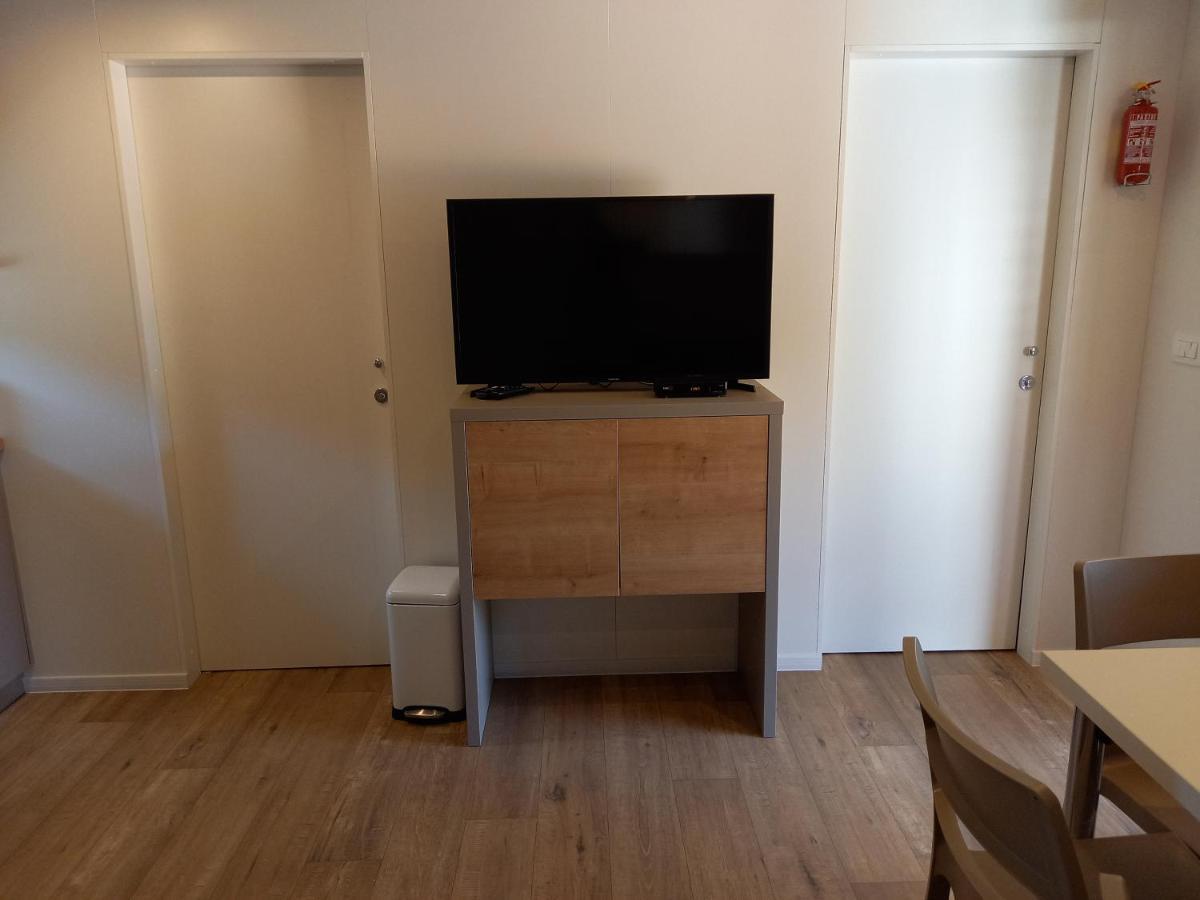 Mobile Home Agava 2 บีโอกราดนาโมรู ภายนอก รูปภาพ